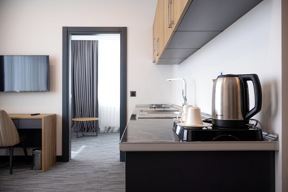 HOME PLUS Hotel & SEYHLI 29/42