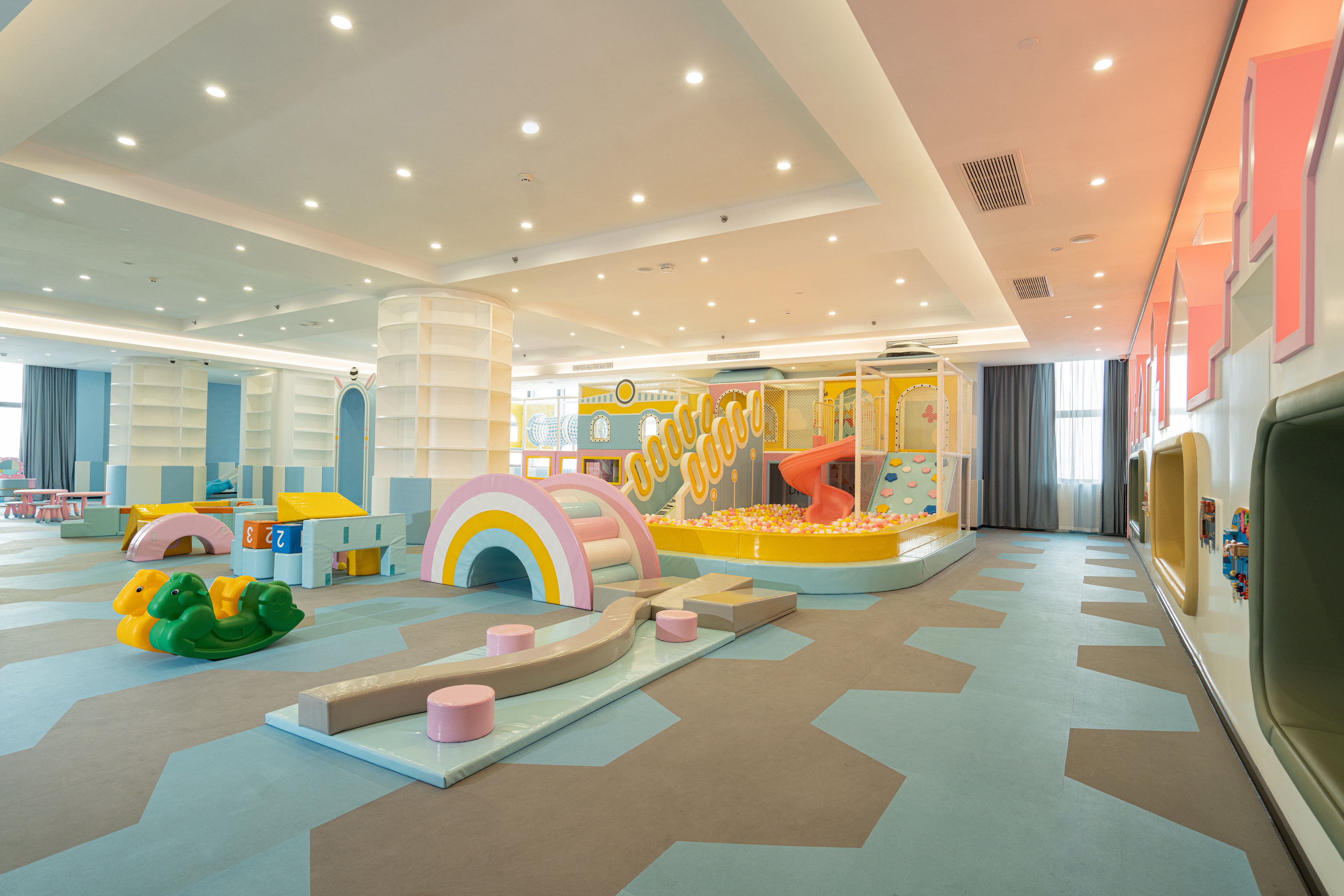 Holiday Inn Jiashan 46/50