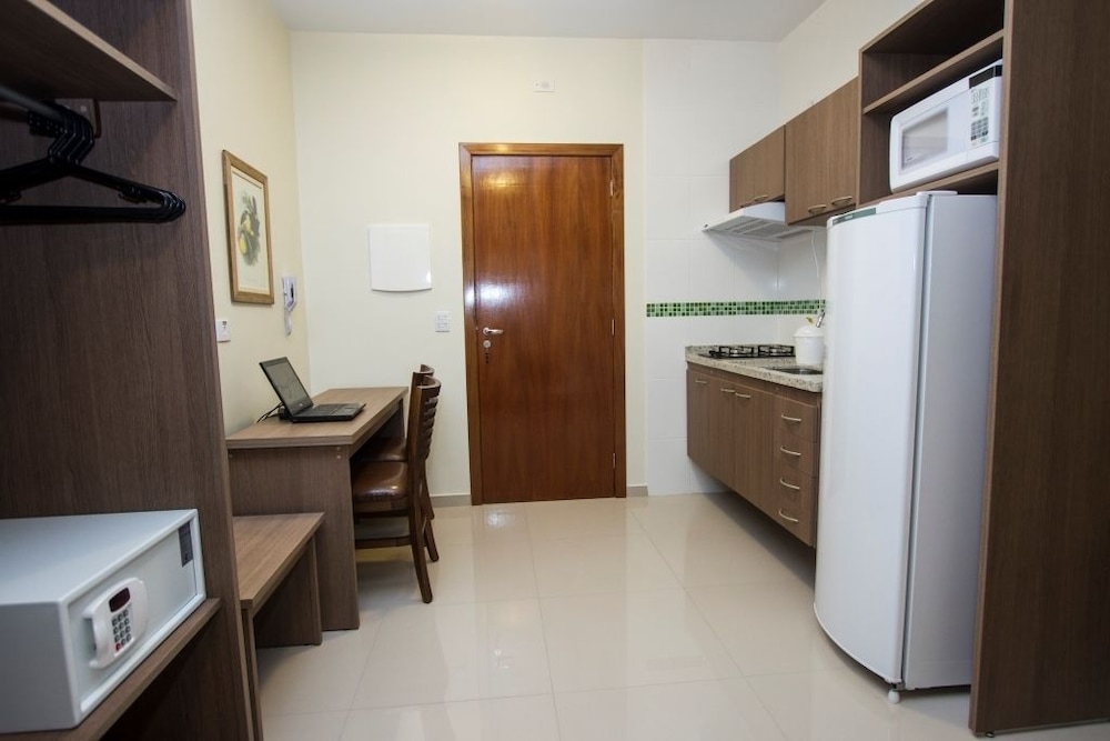 MY FLAT HOTEL 10/40