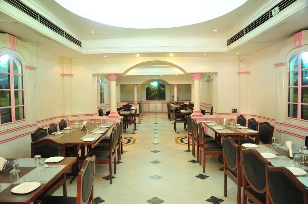 Hotel Siddhartha Palace 22/24