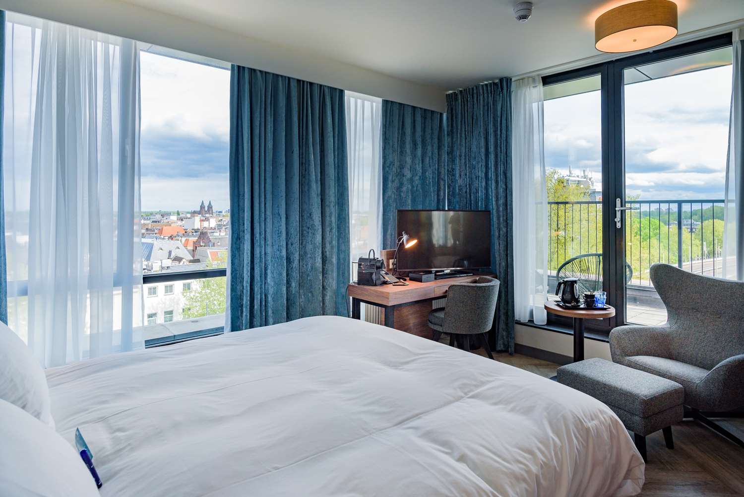 Super, King Bed, Sauna, Balcony