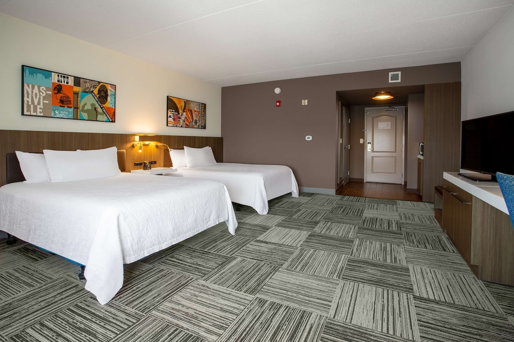 Hilton Garden Inn Nashville-Smyrna 11/55
