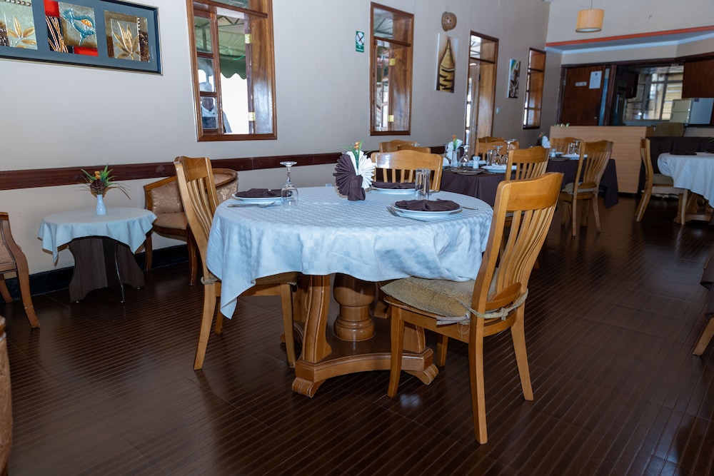 The Country Inn Hotel 38/50