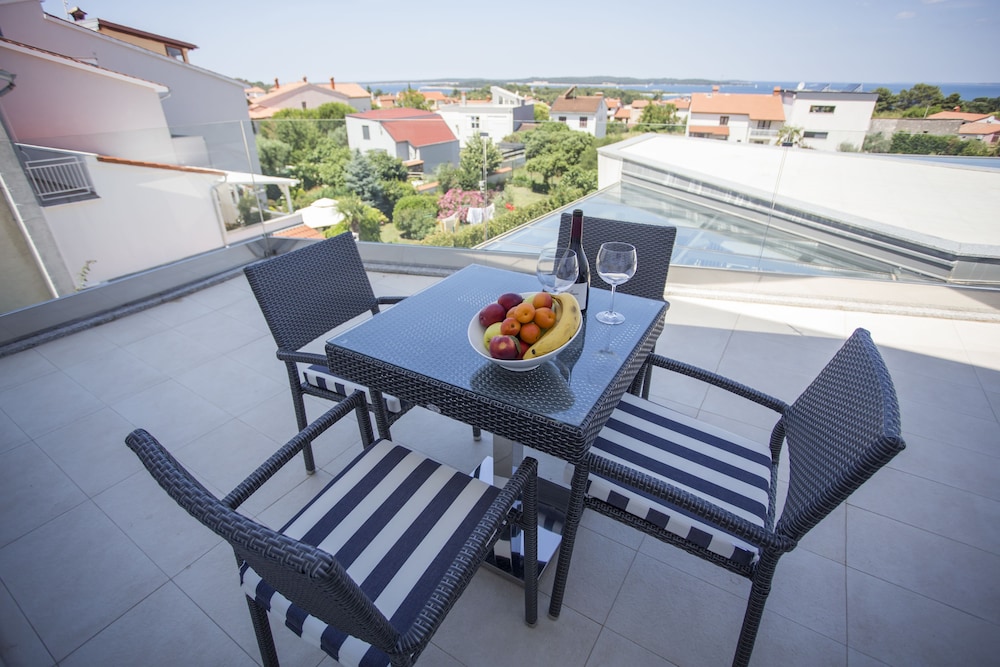 Adrion Aparthotel 25/49