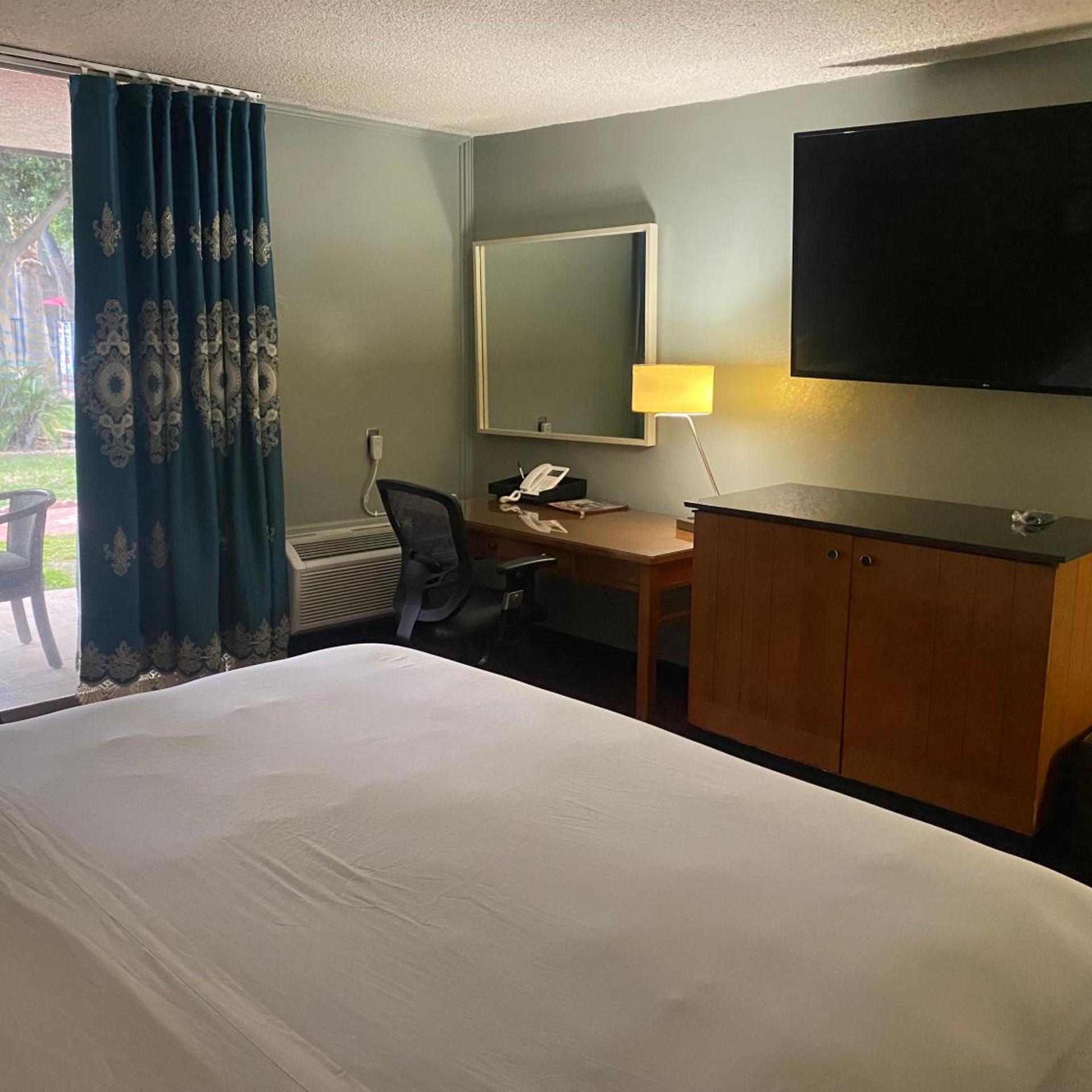 SureStay by Best Western Bakersfield Central 22/60