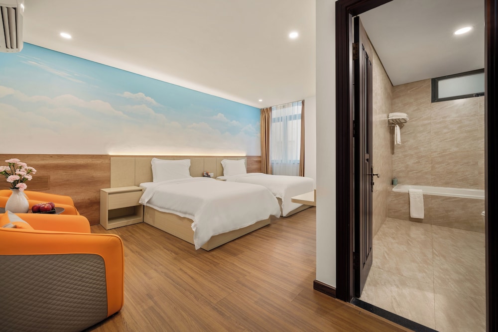 Golden Sea 3 Hotel 33/65