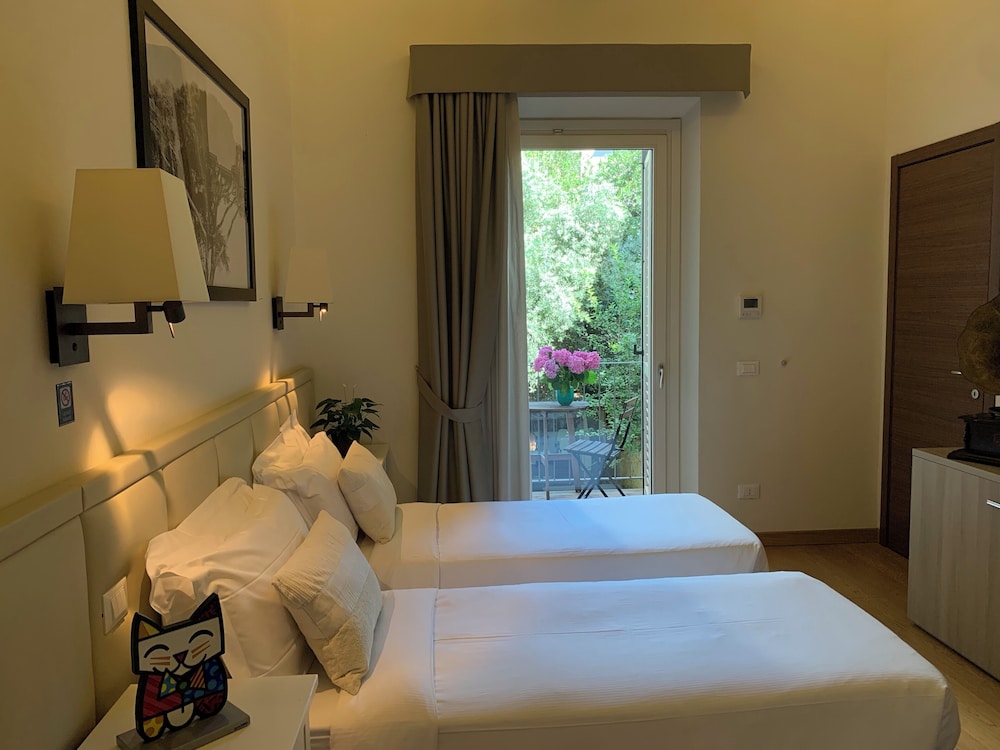 Florence Art Apartments 6/41