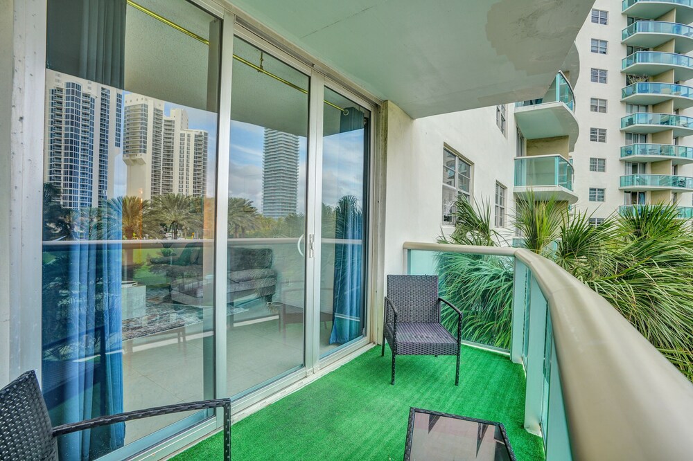Ocean Reserve OceanView Sunny Isles Luxury Condos 20/50