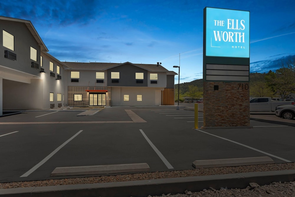 The Ellsworth Hotel, an Ascend Collection Hotel 53/59