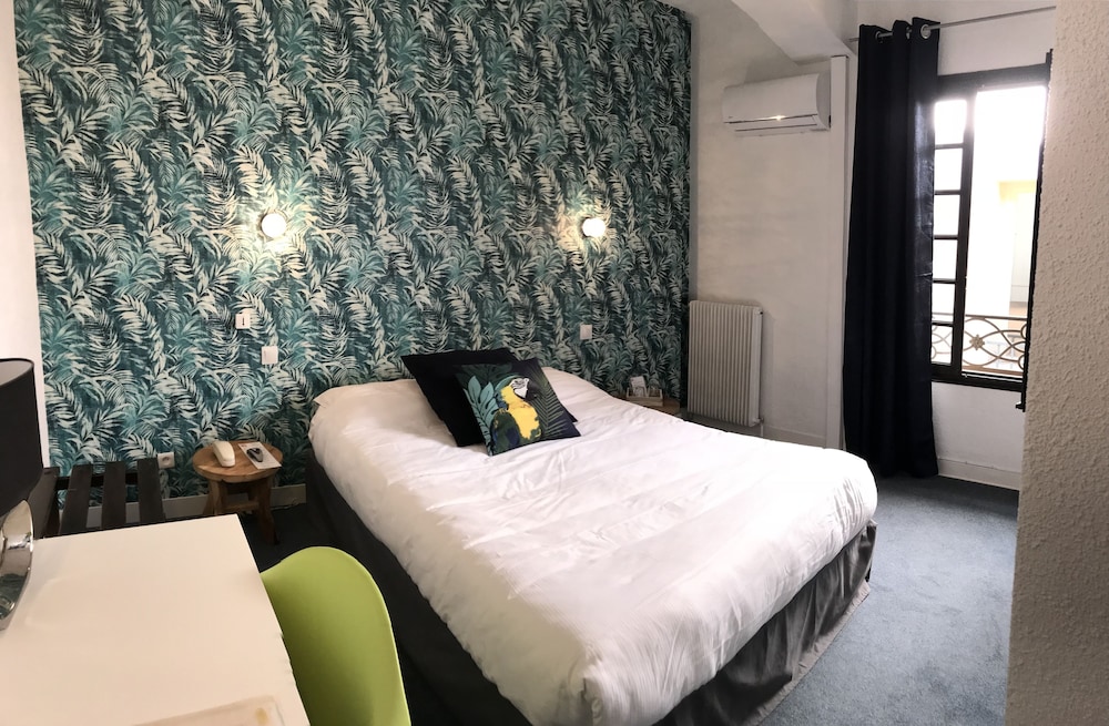 Hotel de La Loge 33/58