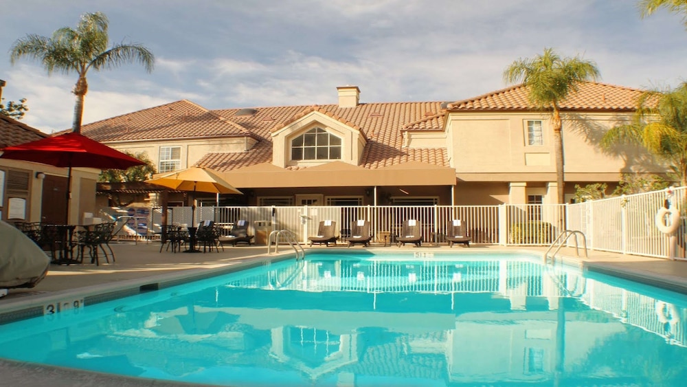 Sonesta ES Suites Chatsworth 5/53