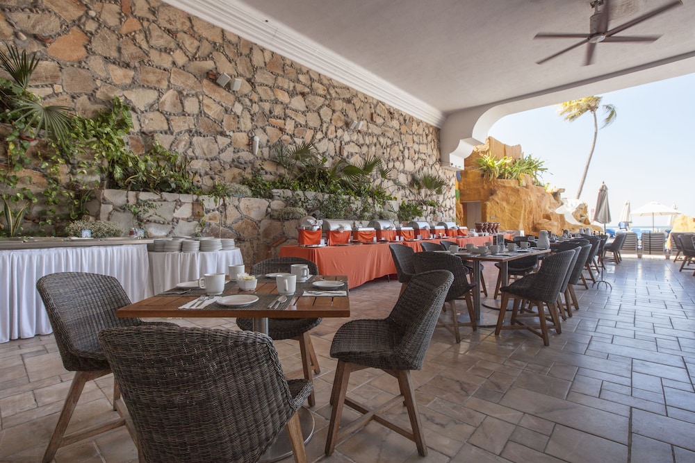 Royal Villas Resort Hotel 52/65