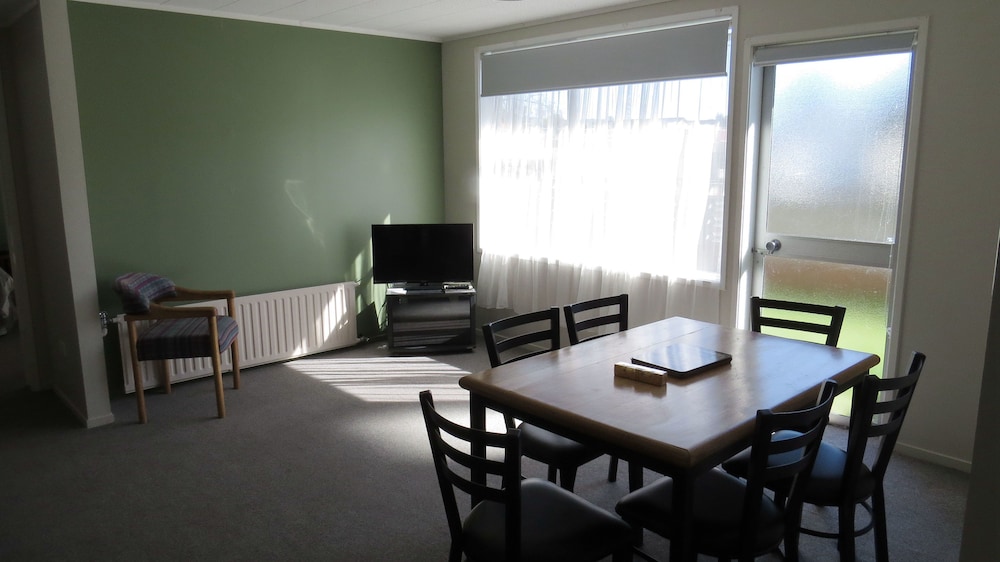 Kuirau Park Motor Lodge 45/49