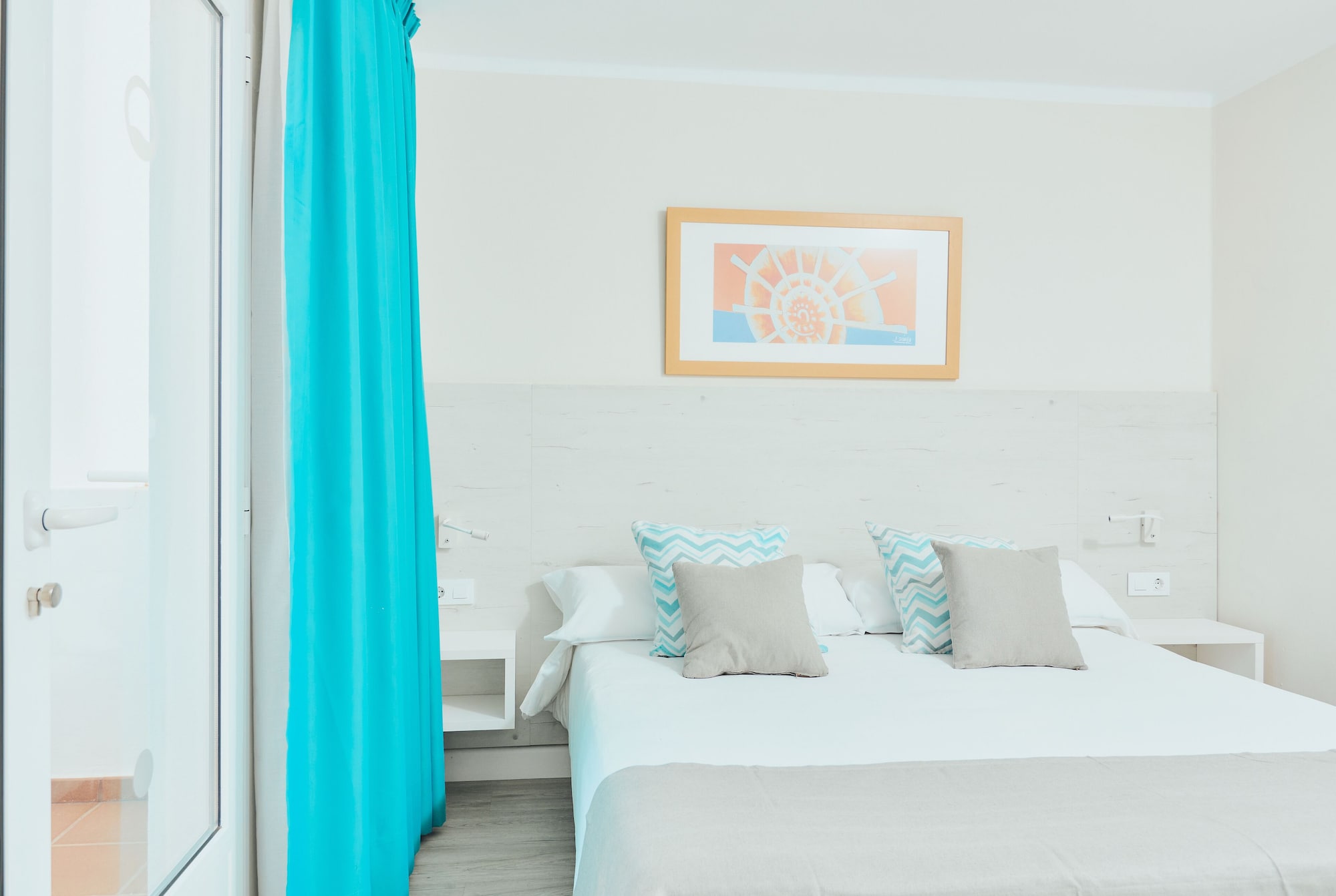 1 BEDROOM, APARTMENT