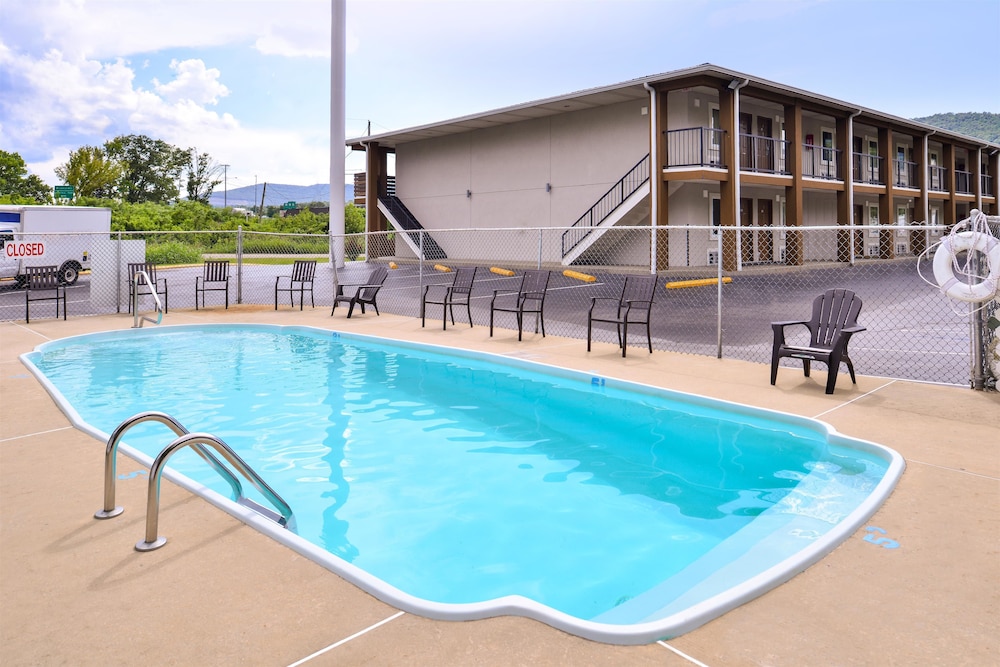 Studio6 Suites Chattanooga, TN - Lookout Mtn. in CHATTANOOGA - TN