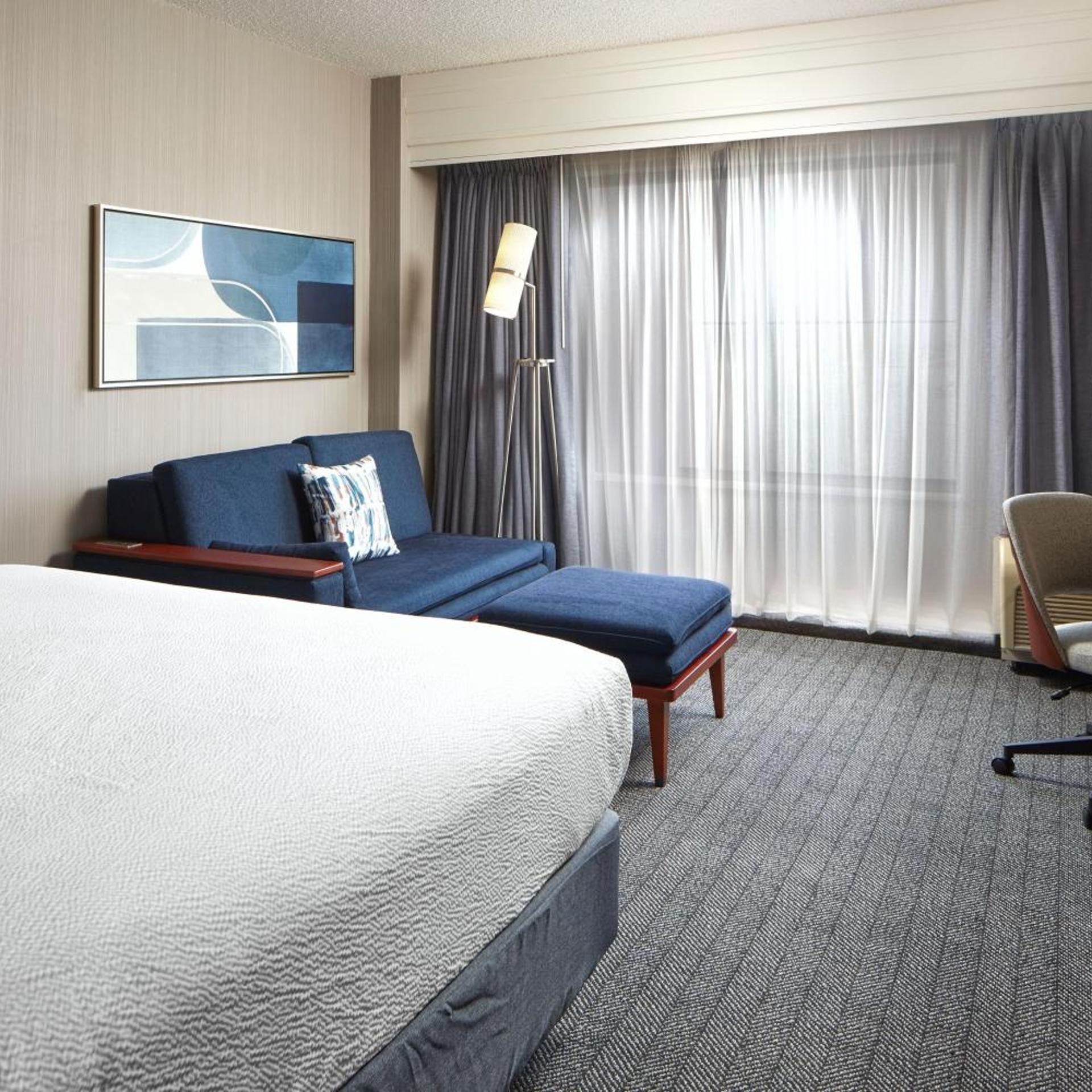 Room, King Bed, Sofa, Bathtub, Accessible