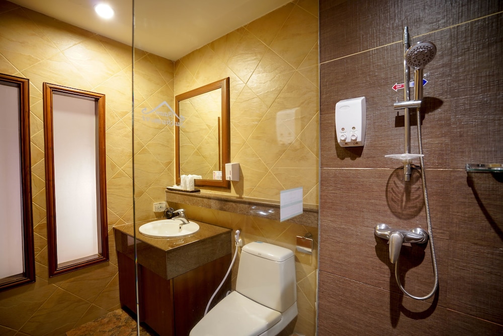 Baan Sukhumvit Soi 18 61/61
