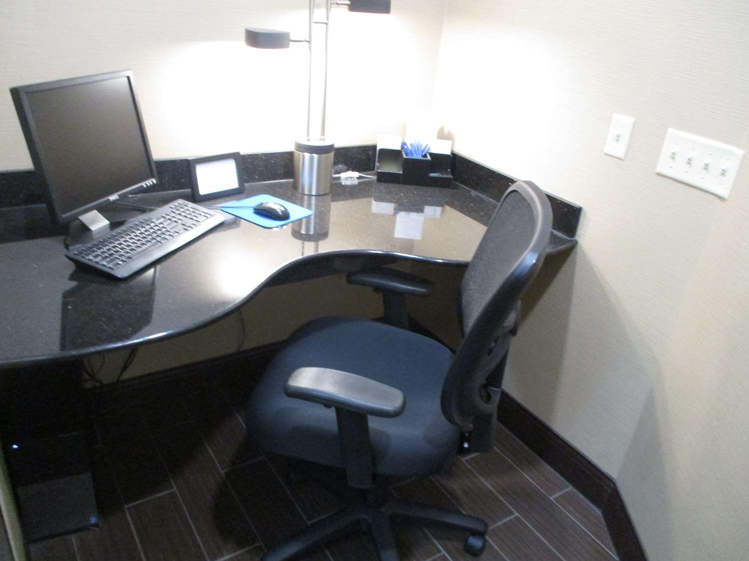 Best Western Emporia Inn 18/21