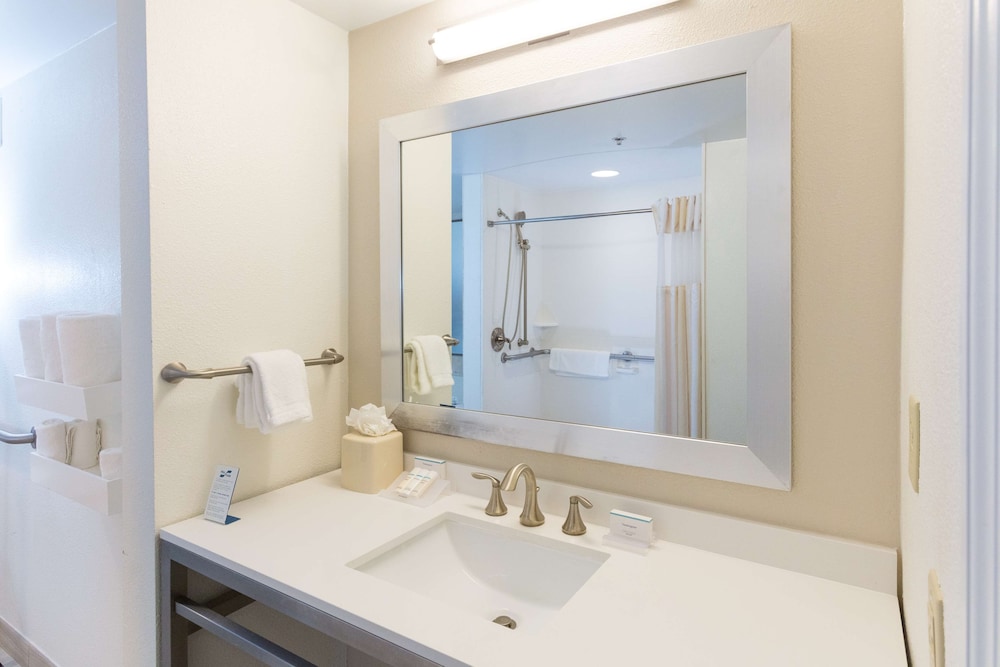 Hilton Garden Inn Daytona Beach Airport 24/55