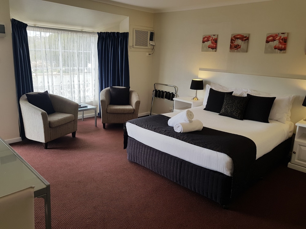 CLARE VALLEY MOTEL 22/62