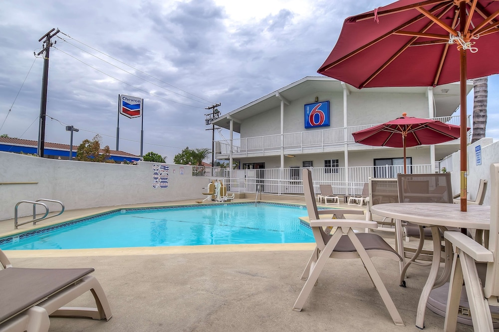 Motel6 El Monte, CA - Los Angeles 48/59