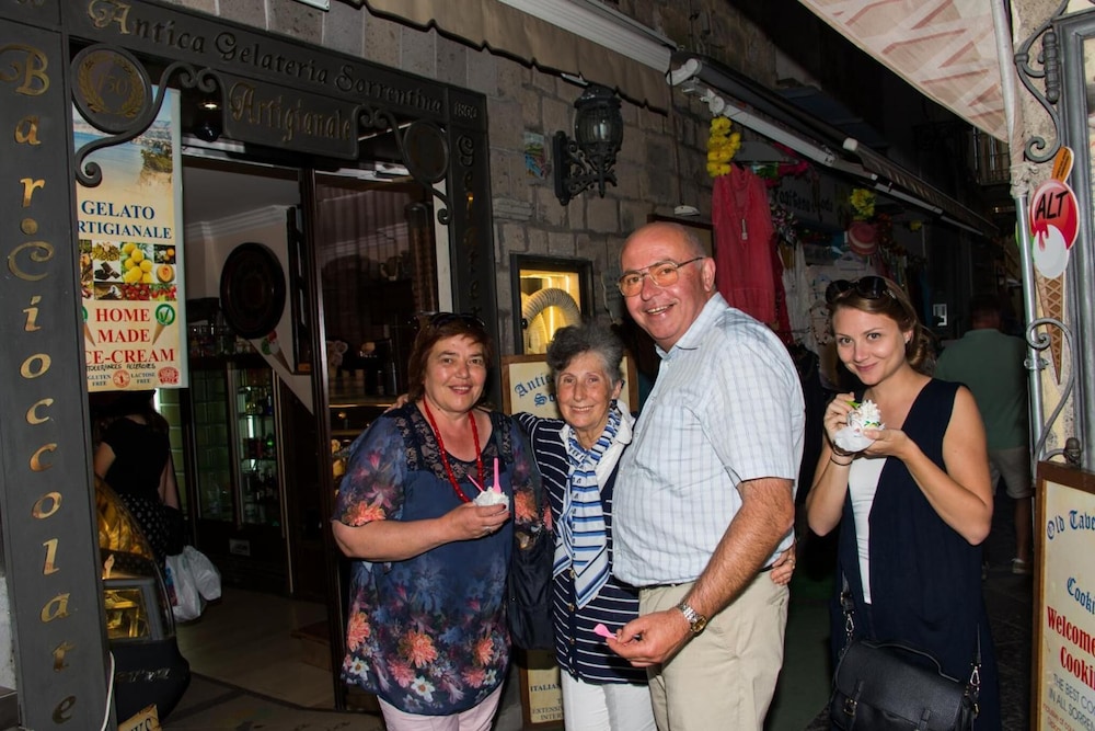 Old Taverna Sorrentina 7/40