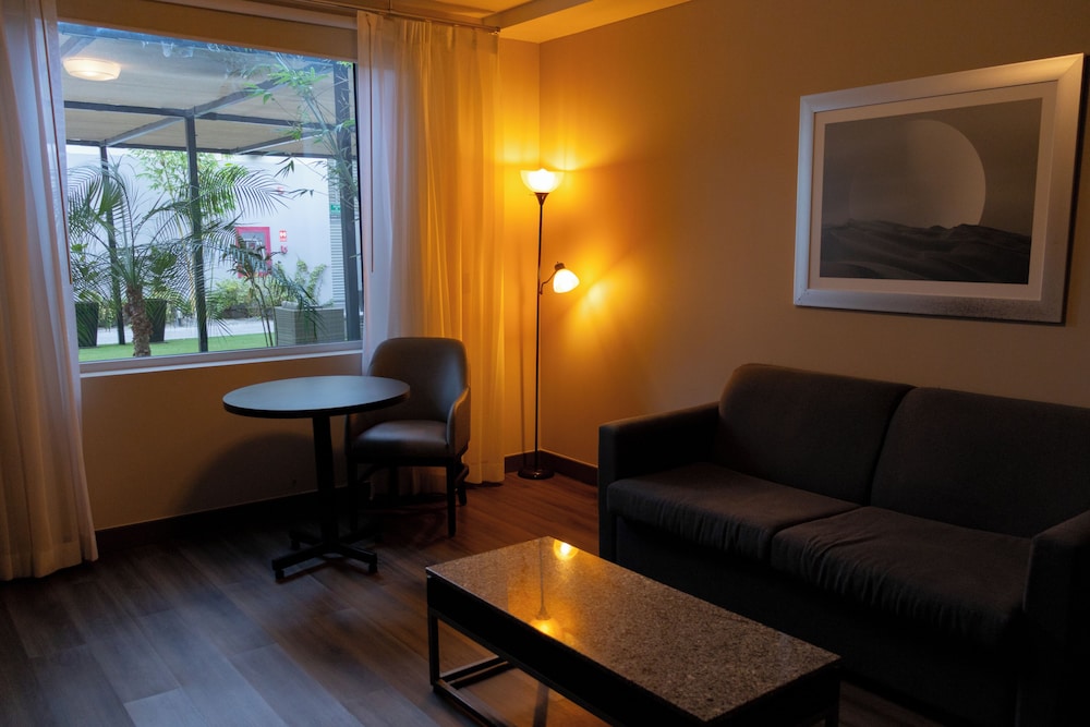 Hotel Araiza San Luis 46/74