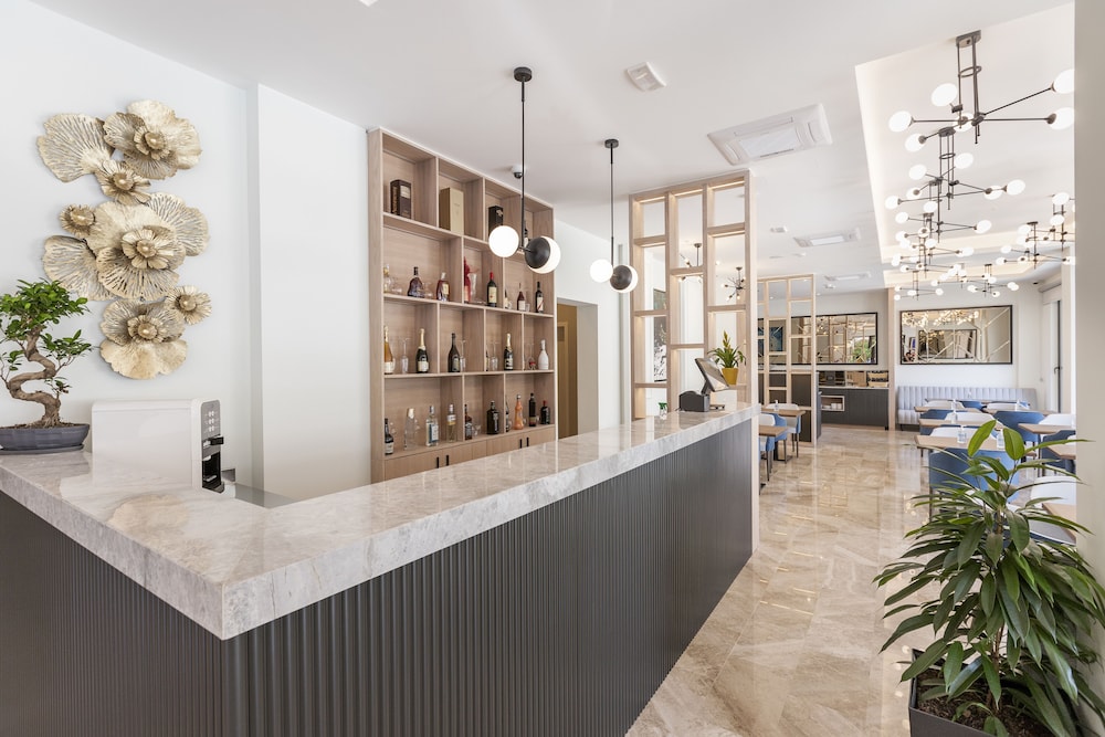 BOUTIQUE HOTEL MOMENTUM by Aycon 17/195