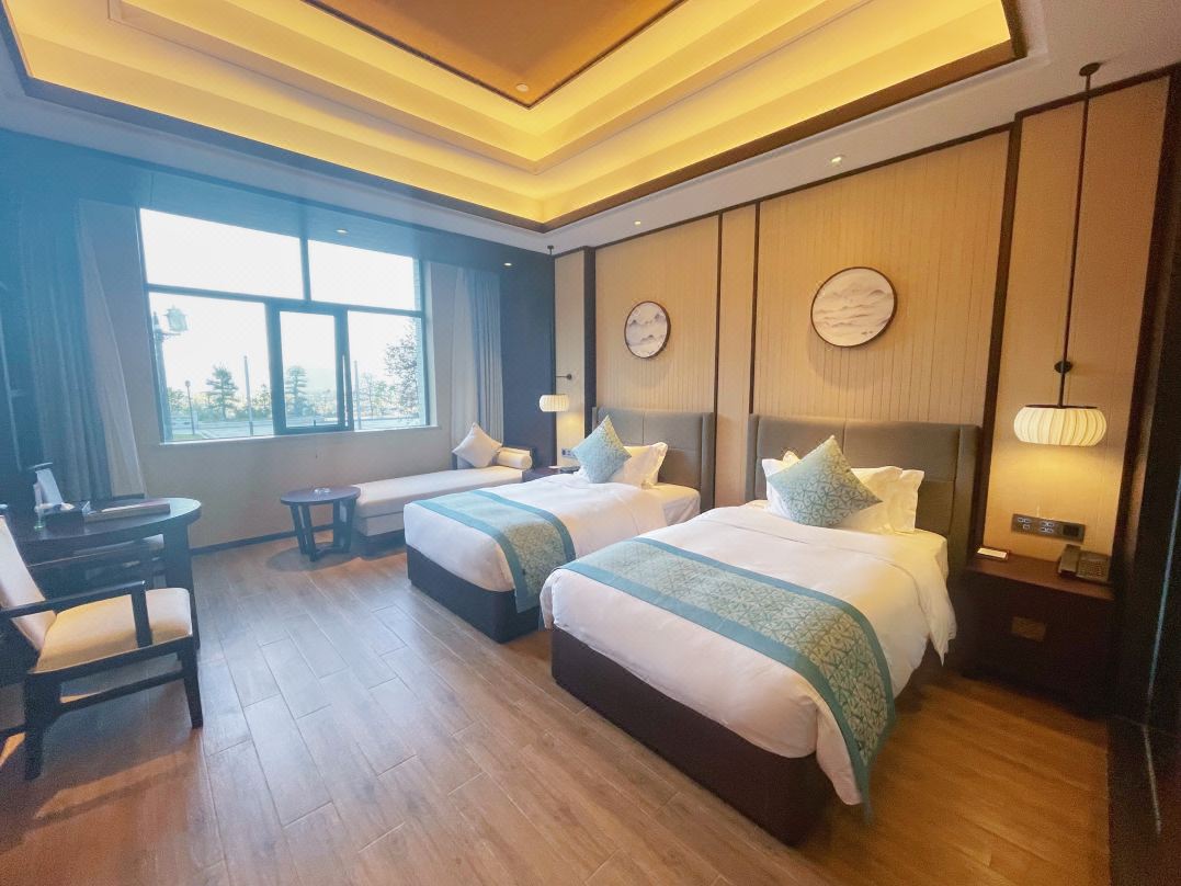 Ramada by Wyndham Xianning Xishan Mountain 7/27