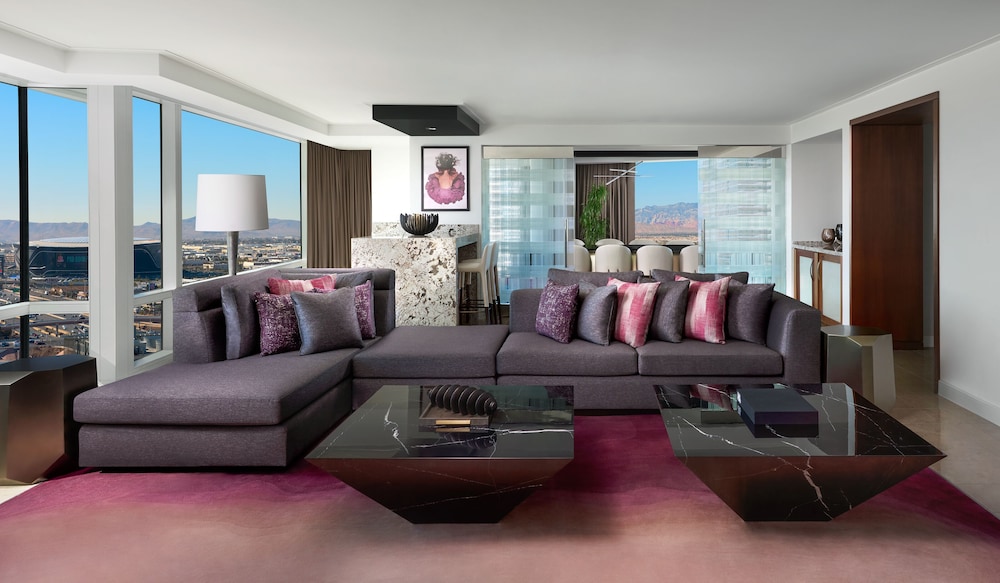 ARIA Resort and Casino 38/75