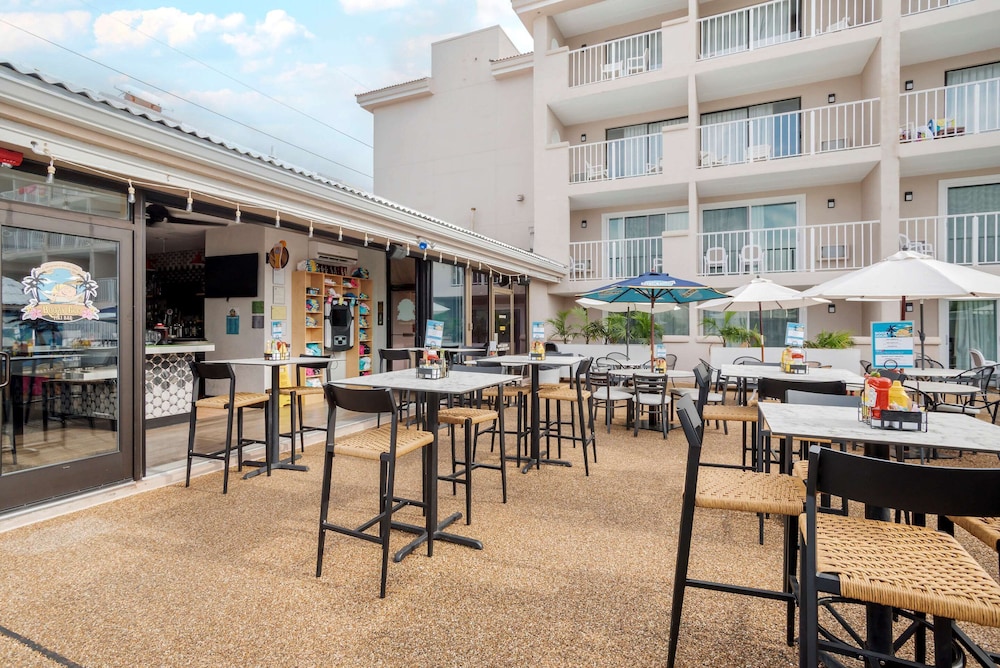 Quality Inn & Suites Ocean City Fenwick 37/52