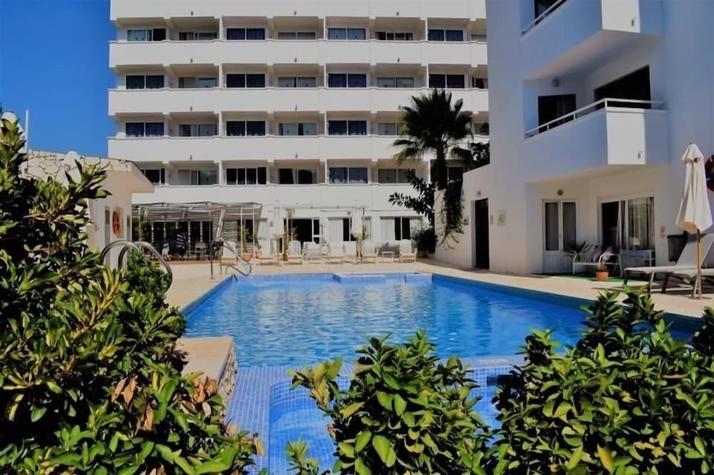 Apartamentos Sureda 4/64