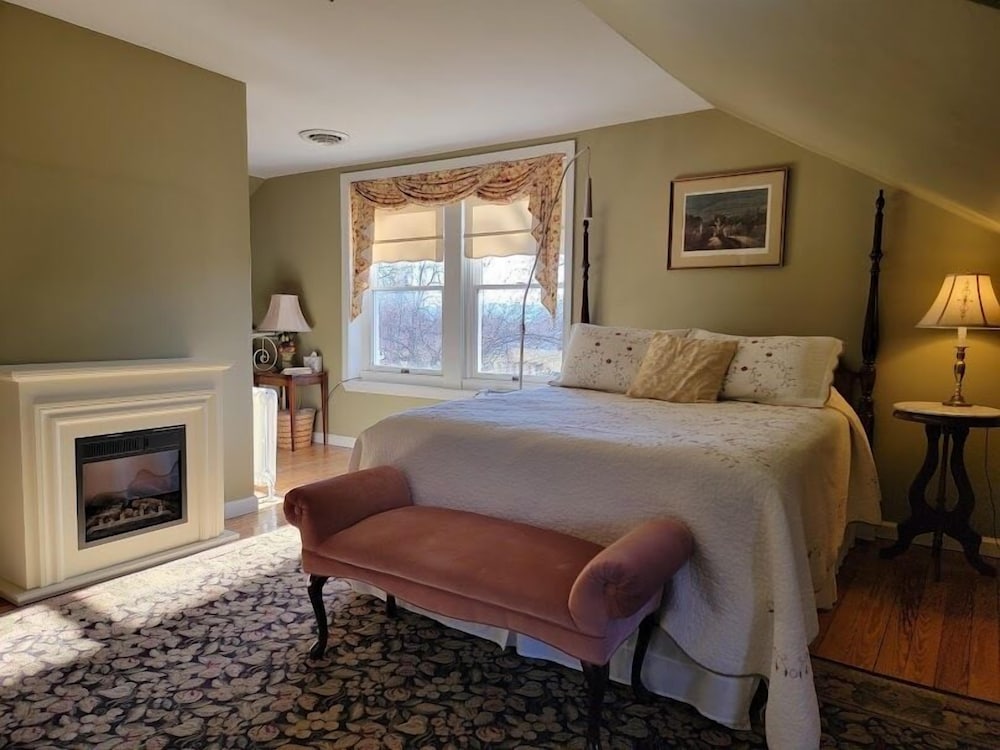 The Carriage Inn B&B 8/48