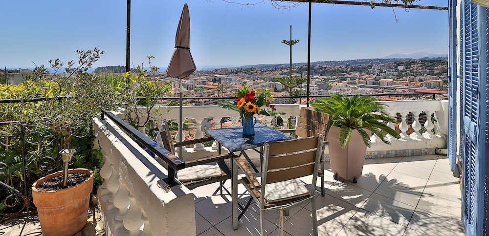 Le Panoramic Boutique Hotel 59/70
