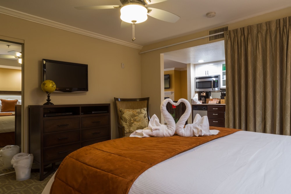 Coronado Beach Resort 29/77