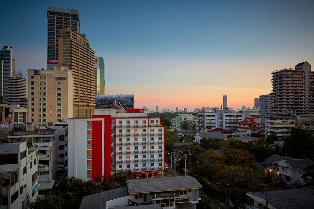 Easy Planet Bangkok Asoke in BANGKOK