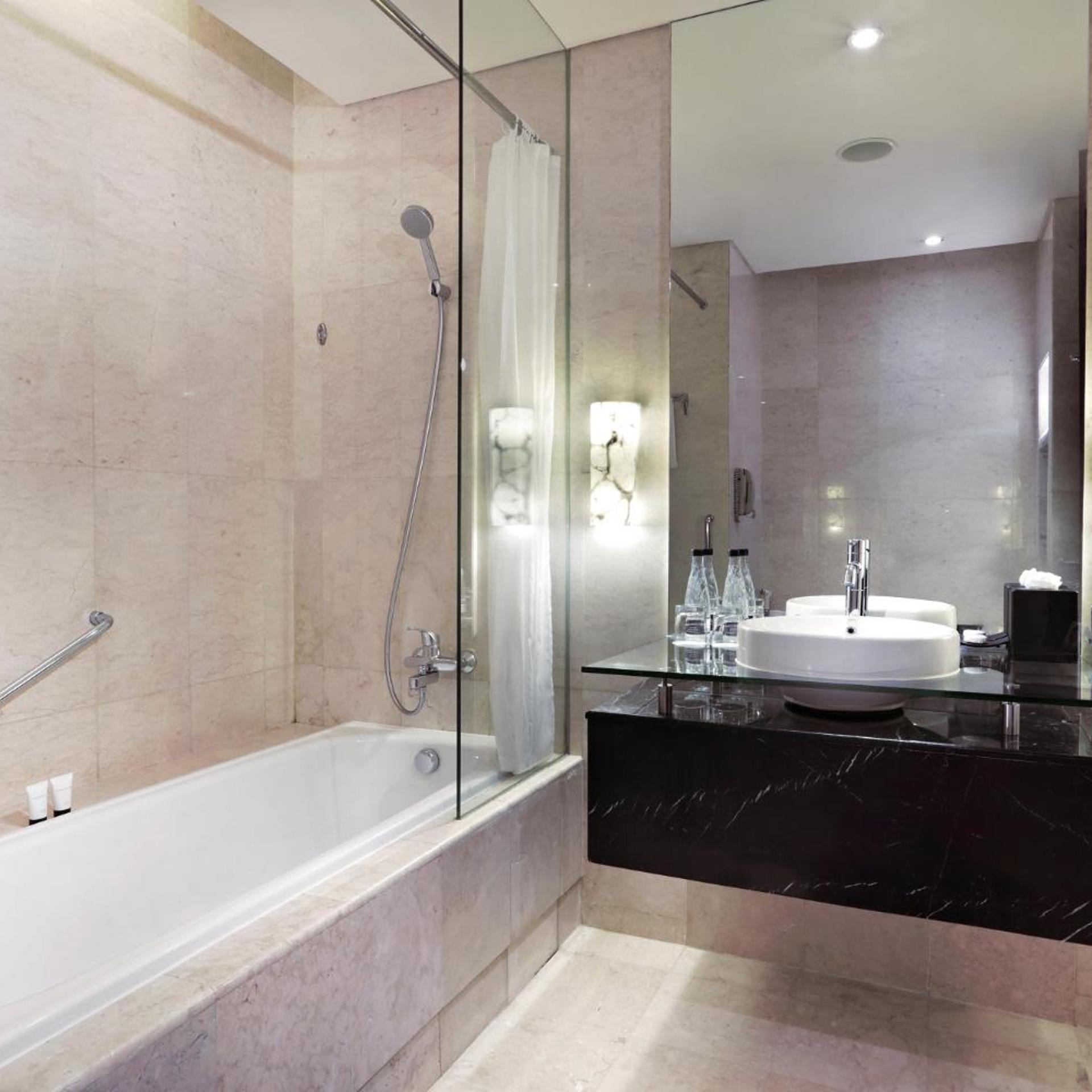 1 Bedroom, Suite, King Bed