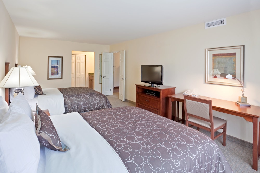 Staybridge Suites Everett - Paine Field 25/80