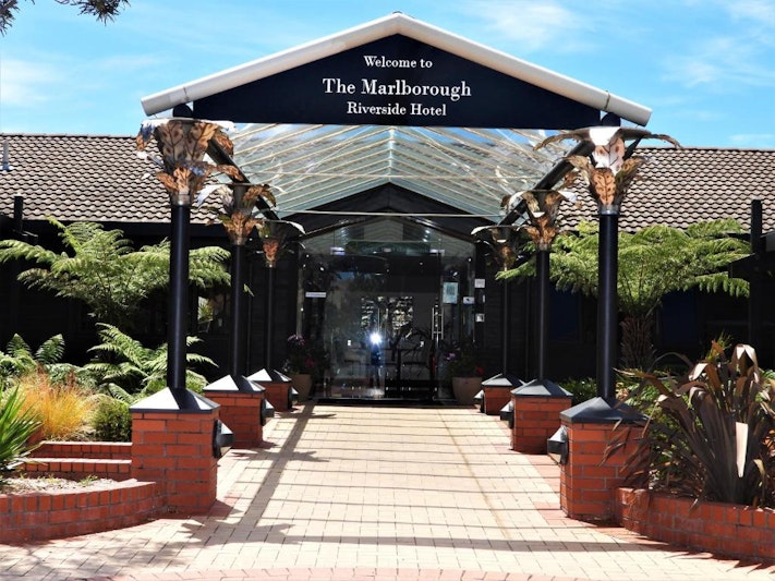 The Marlborough Riverside Hotel 44/48