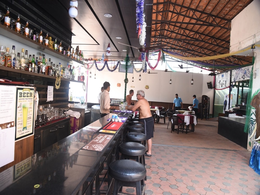 TICLO RESORTS 37/47