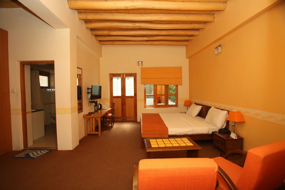 Lha - Ri - Sa Resort 9/47