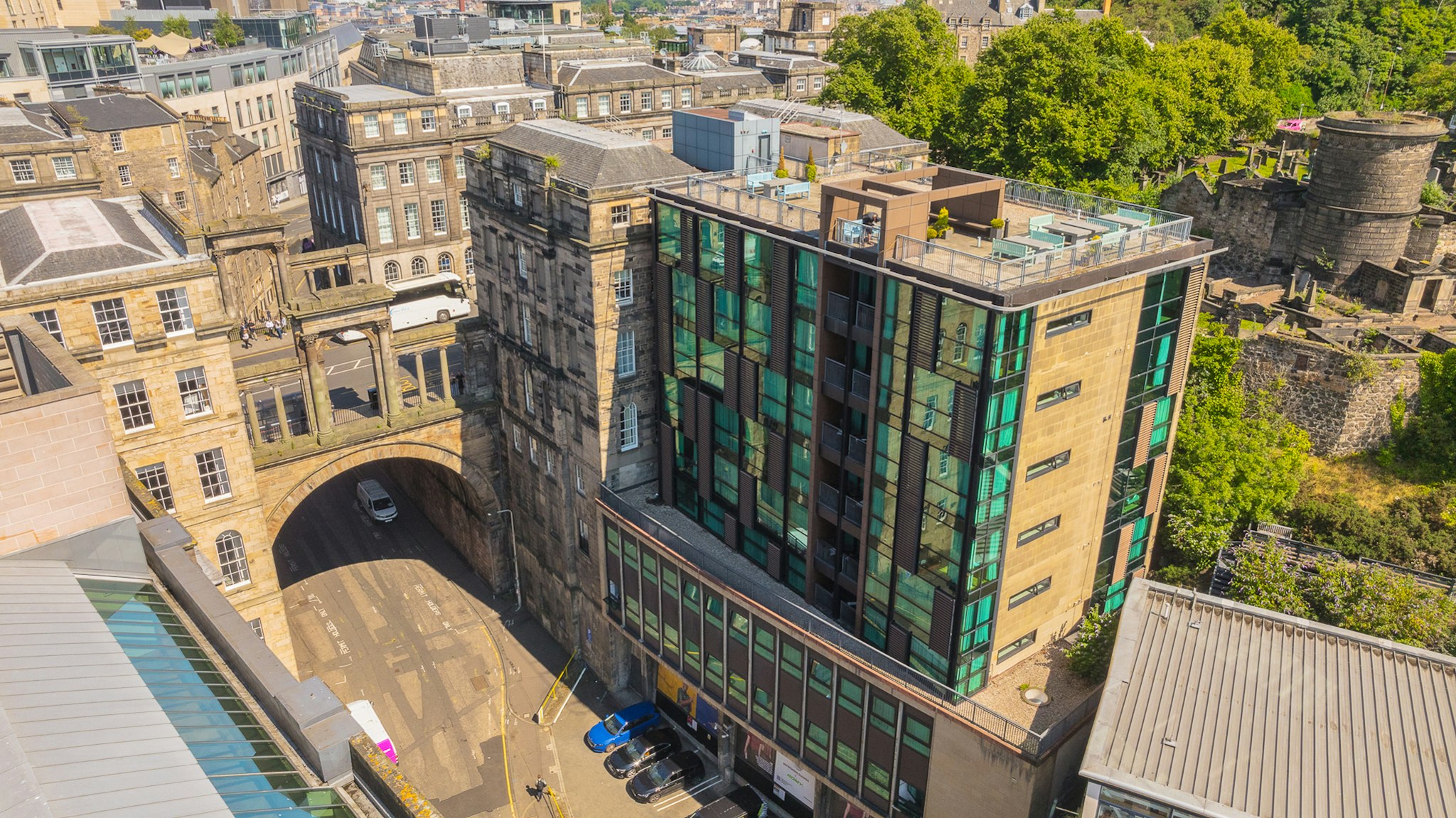 Princes Street Suites Hotel in EDINBURGH