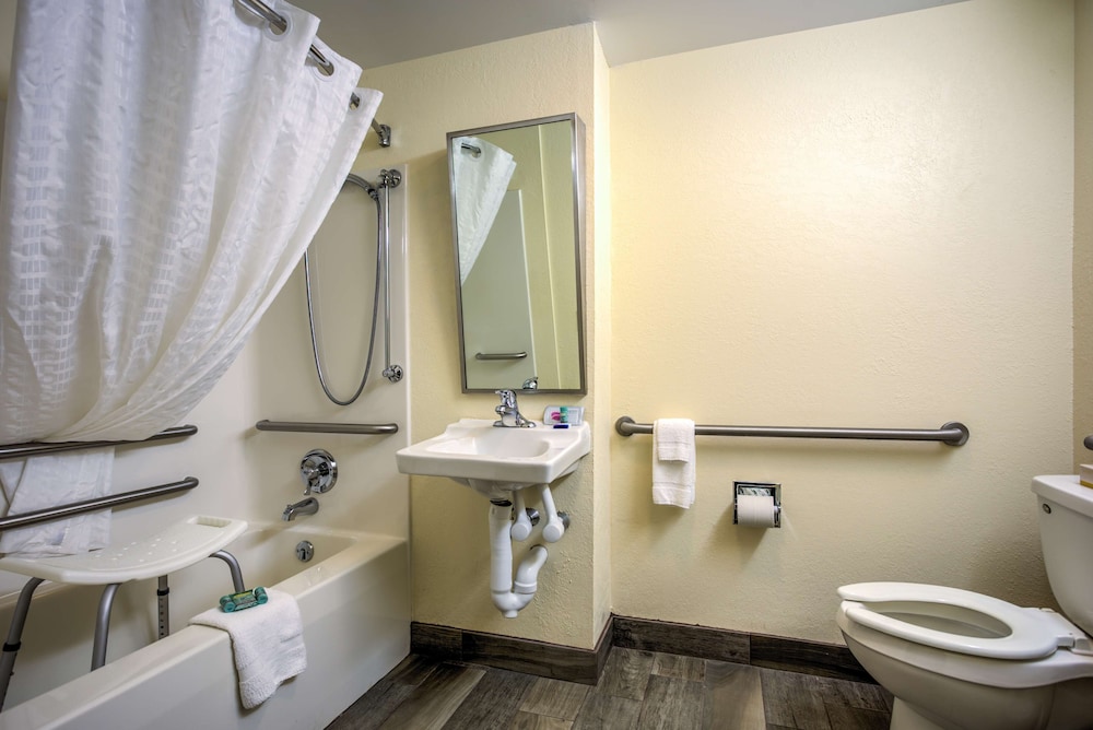 Best Western Nittany Inn Milroy 13/43