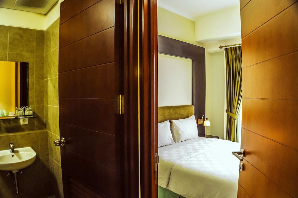 MARBELLA SUITES BANDUNG 30/73