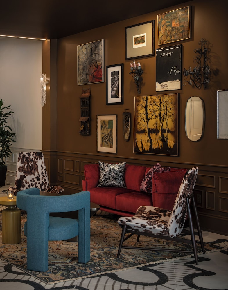 The Monarch Hotel, HQ Collection New Orleans 32/44