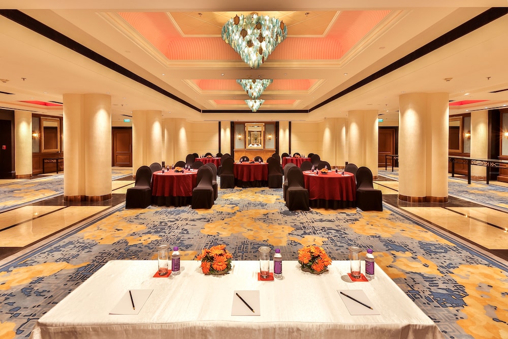Welcomhotel By Itc Hotels Devee Grand Bay 56/71