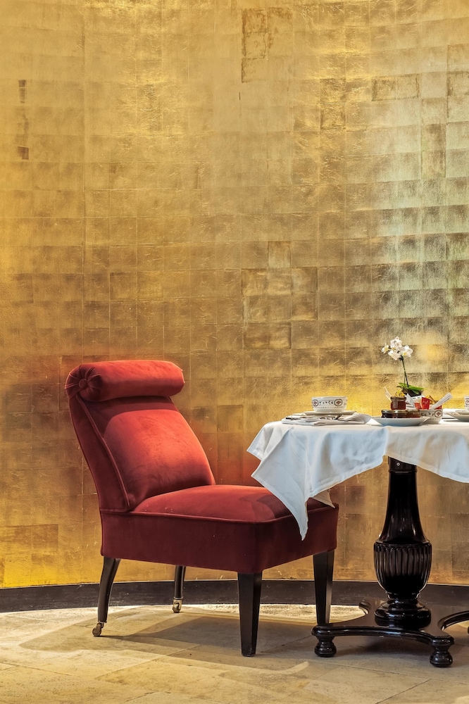 Hotel Chateaubriand 48/48