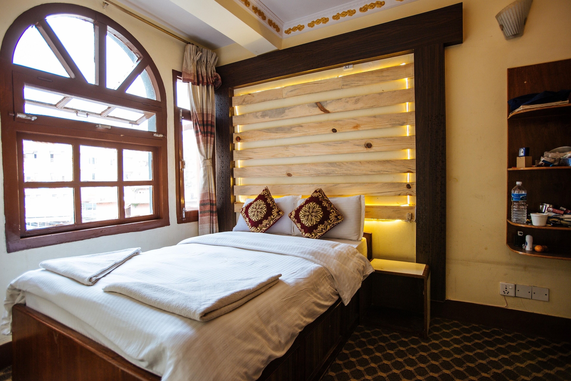 STANDARD, TWIN BEDS