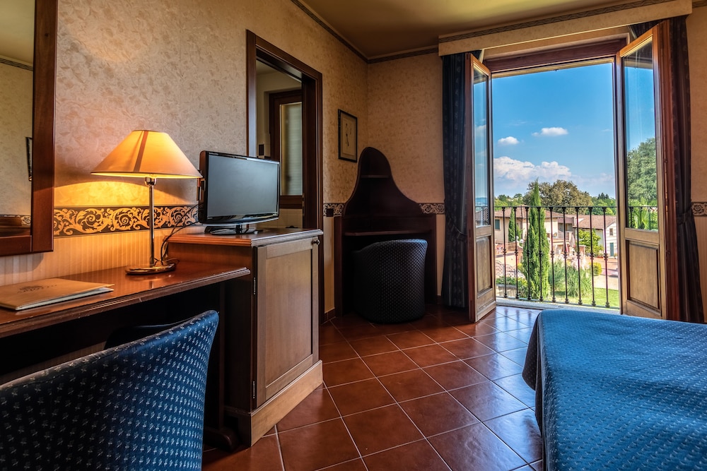 Ariotto Village 34/51