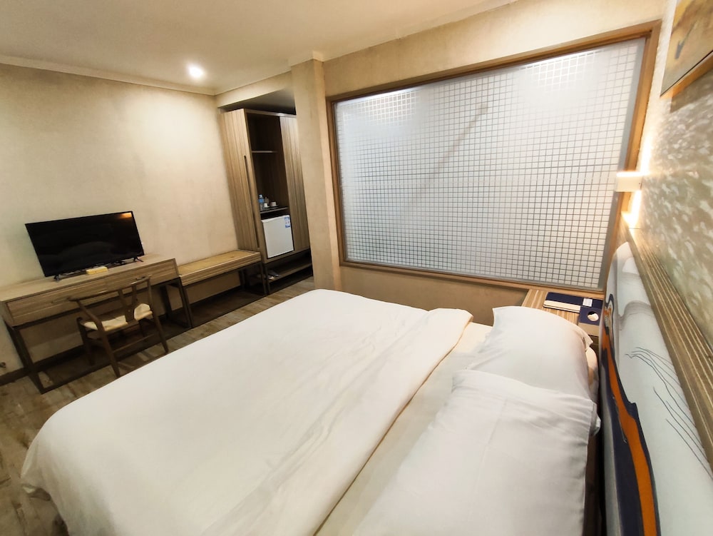 غرفة ديلوكس بسرير كينج، Erus Suites Hotel 10/14